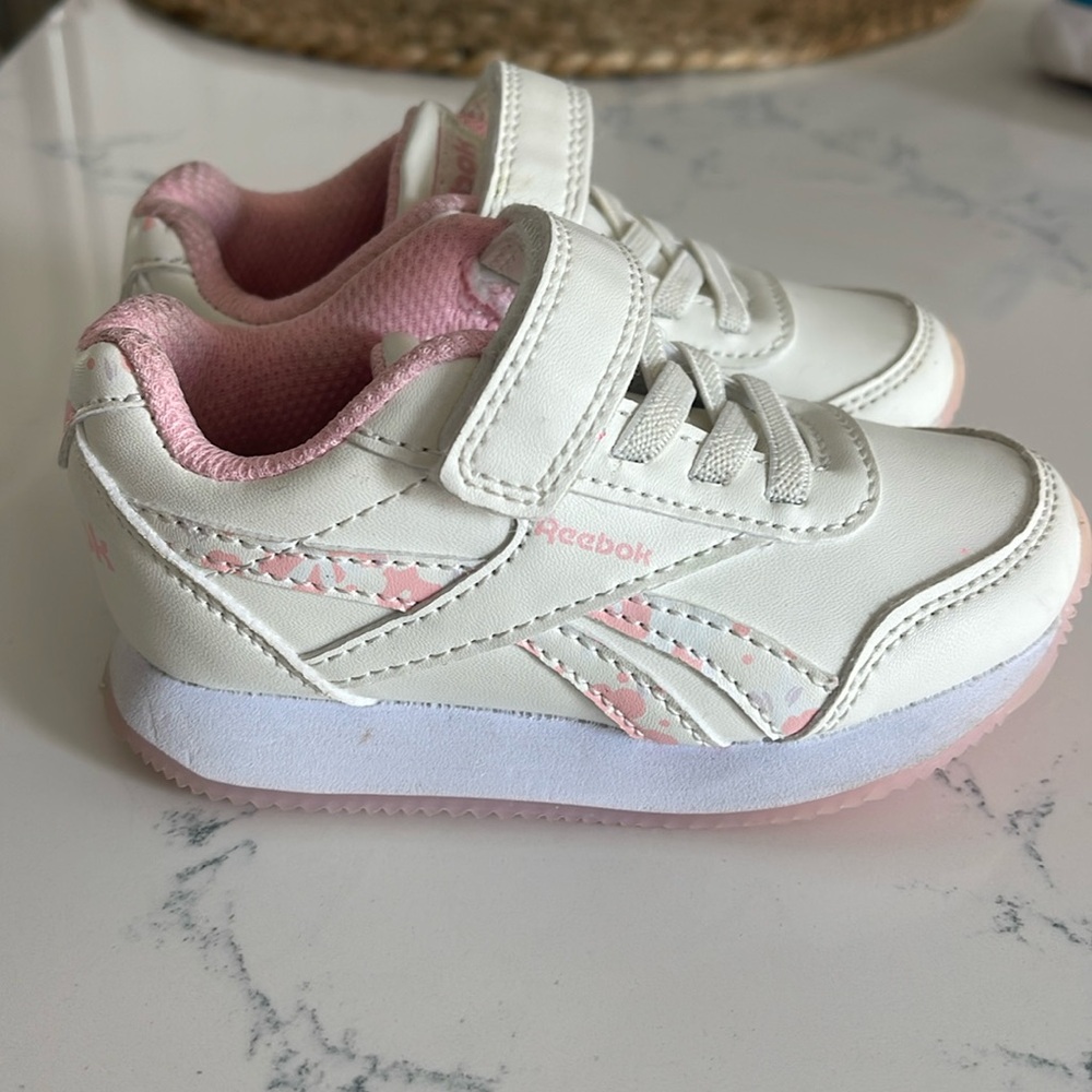 White reebok toddler girl tennis shoes